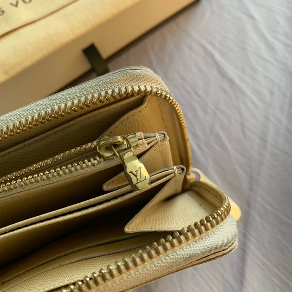 Louis Vuitton zippy wallet - Picture 6 of 7